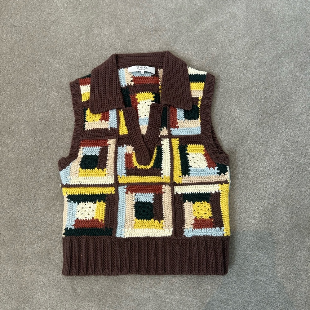 Sea knit vest